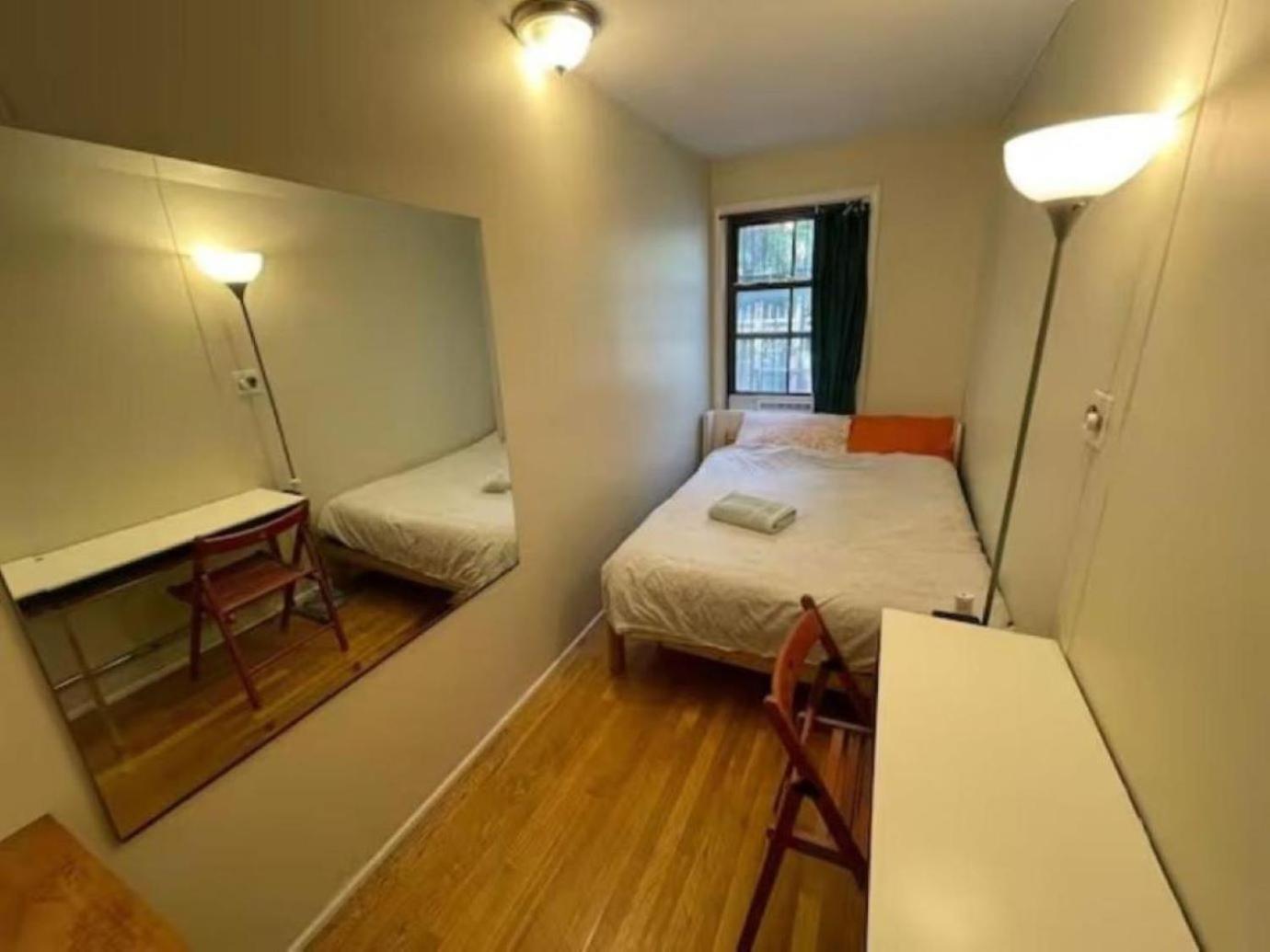 Ground Floor Williamsburg Private Bedroom Near Subway Alloggio in famiglia